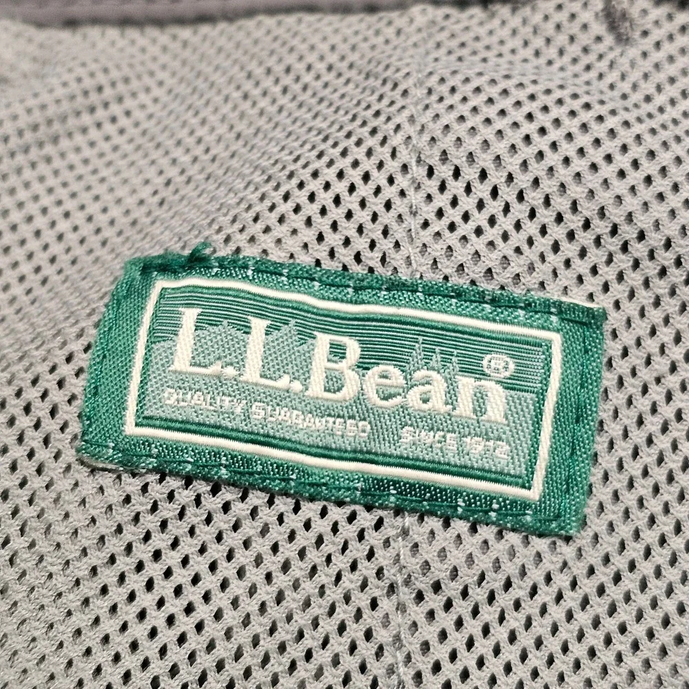 LL Bean Gray Nylon Ripstop Cargo‎ Shorts Men's XL Hiking Outdoor Utility